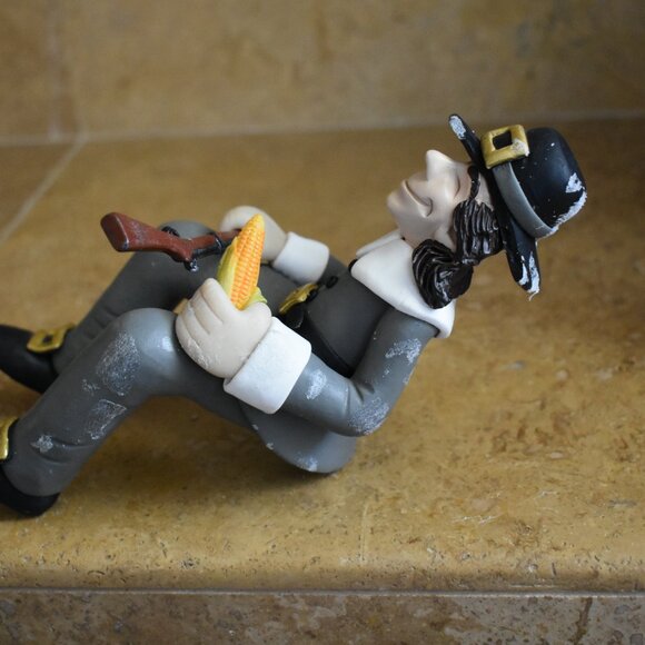 2 D Manning Thanksgiving Shelf Sitter Pilgrims Man Woman Clay Figure Statue Set - Picture 13 of 16